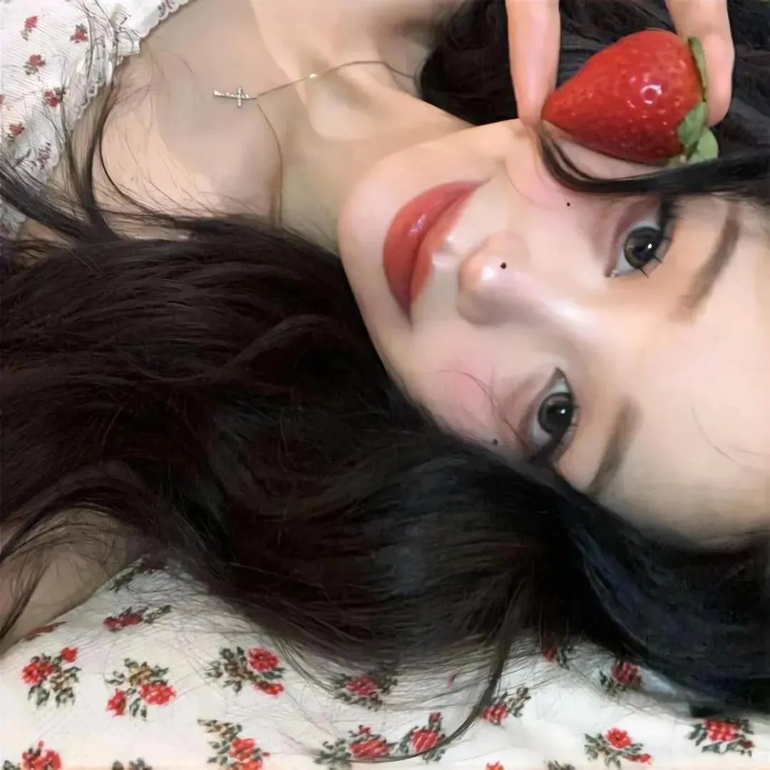 埃莱扎·施莱辛格：战妆